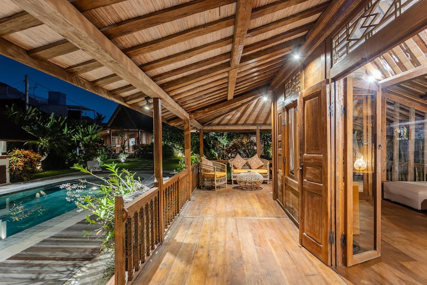Villa Lina By Optimum Bali Villas チャングー エクステリア 写真