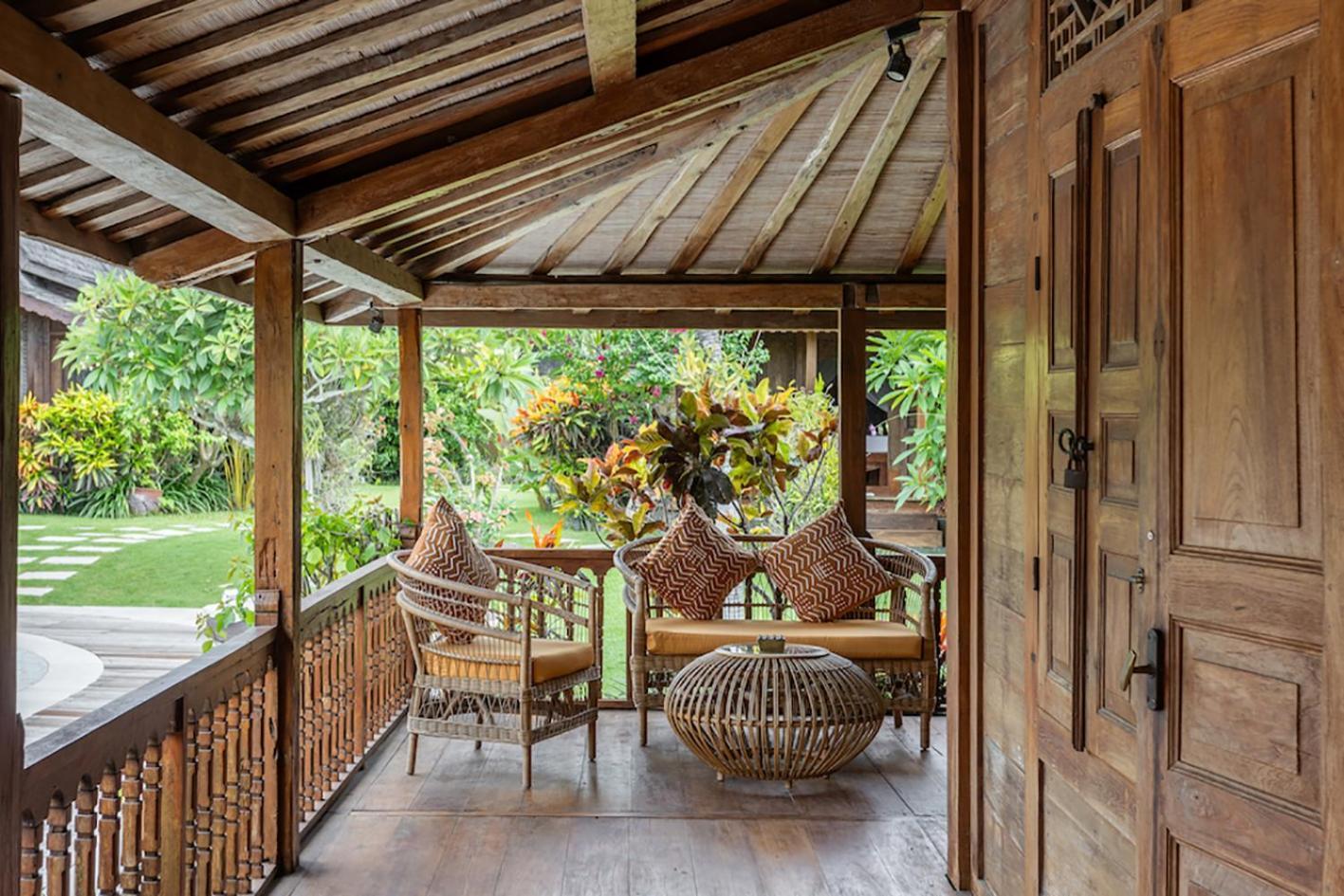 Villa Lina By Optimum Bali Villas チャングー エクステリア 写真