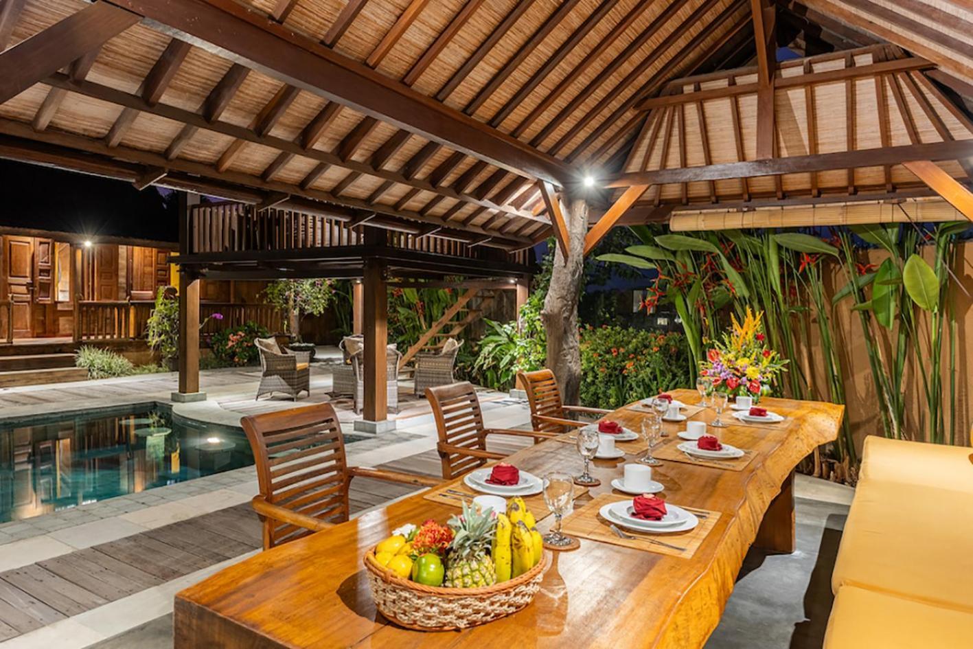 Villa Lina By Optimum Bali Villas チャングー エクステリア 写真